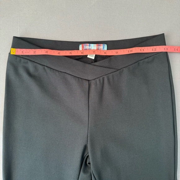 Urban Outfitters pants women 6 mid rise cross front flare leggings black - Picture 7 of 9